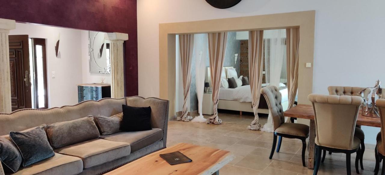 Maison Prestige Saint Tropez By Roberto Geissini Bed and breakfast Grimaud