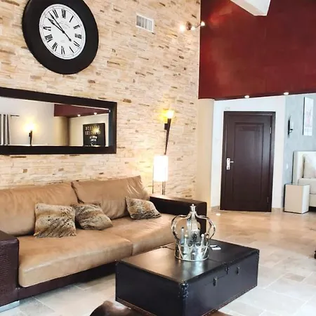 Maison Prestige Saint Tropez By Roberto Geissini Bed and Breakfast Grimaud Esterno foto
