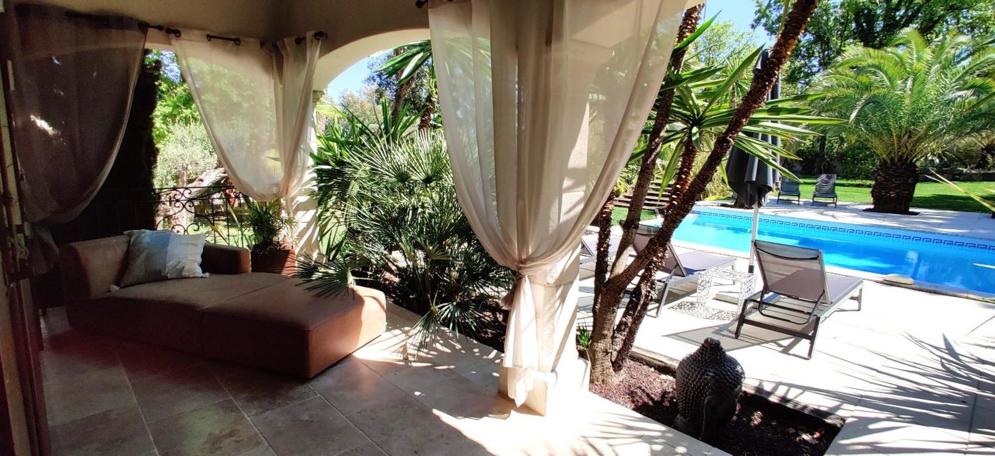 Maison Prestige Roberto Geissini