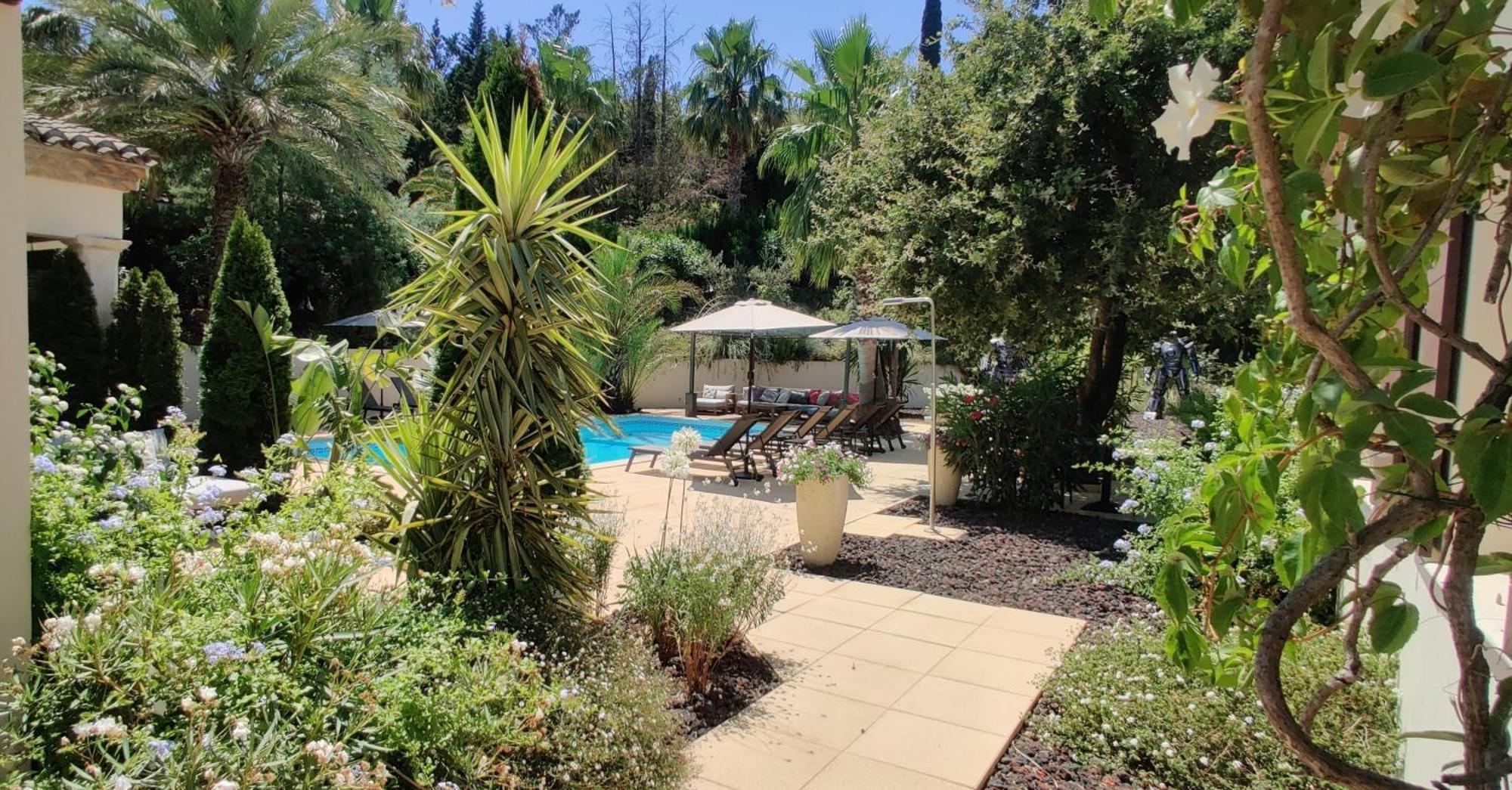 Maison Prestige Roberto Geissini Grimaud
