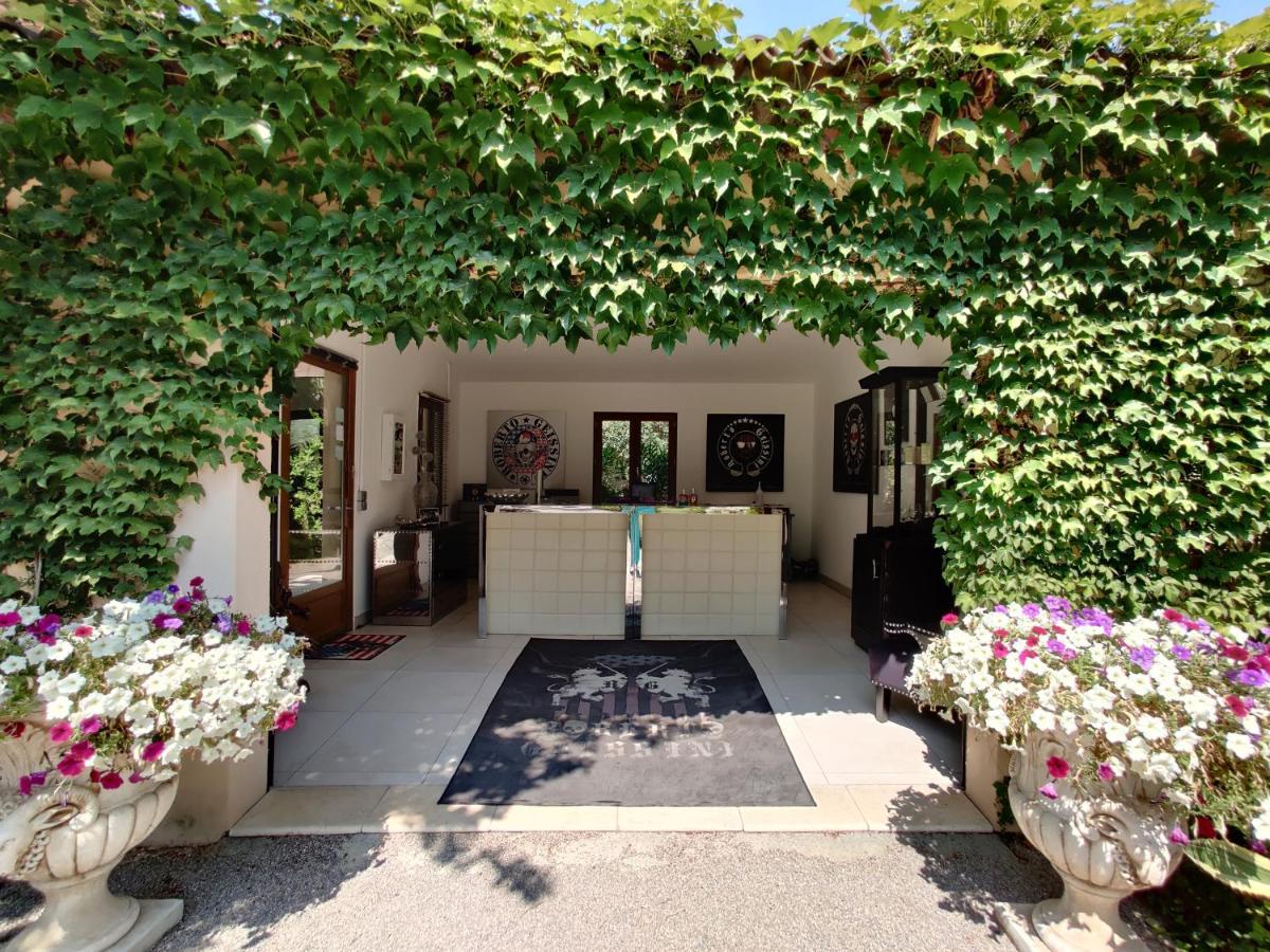 Maison Prestige Roberto Geissini